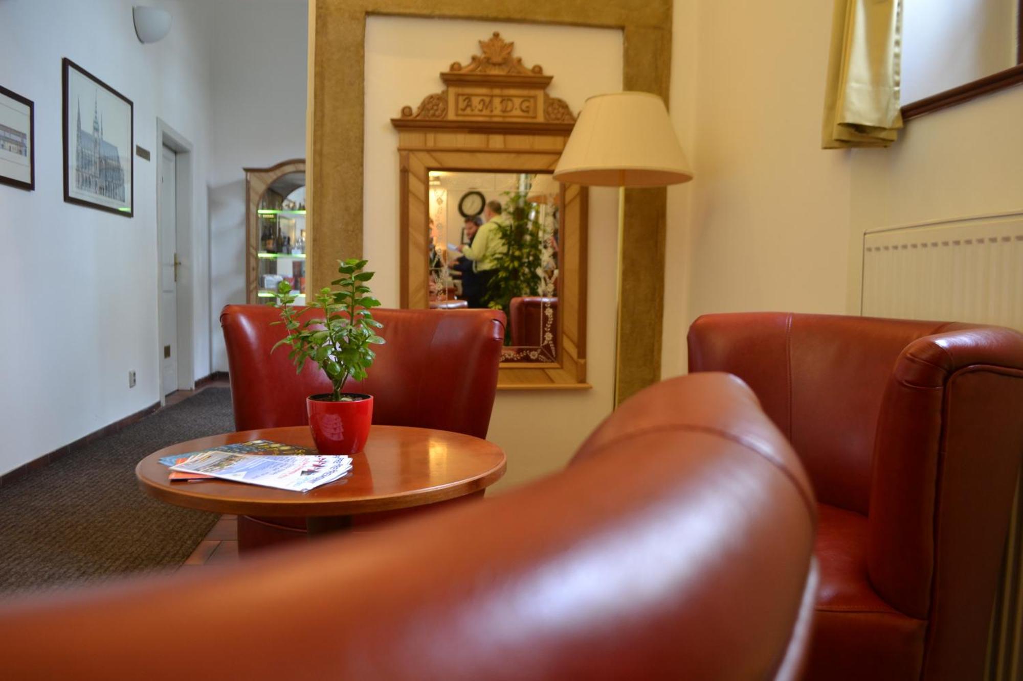 Adalbert Ecohotel Πράγα Εξωτερικό φωτογραφία